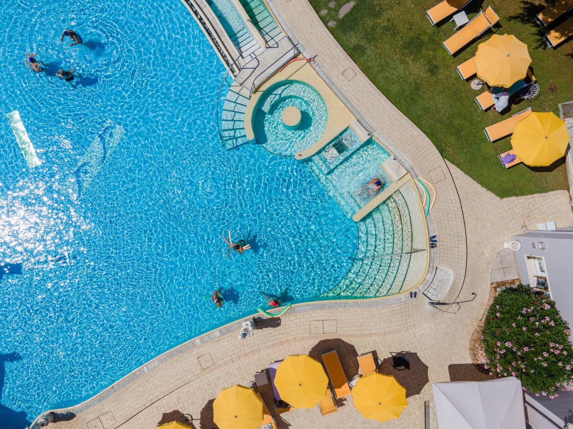 Hotel Terme Helvetia Abano Terme Ngoại thất bức ảnh